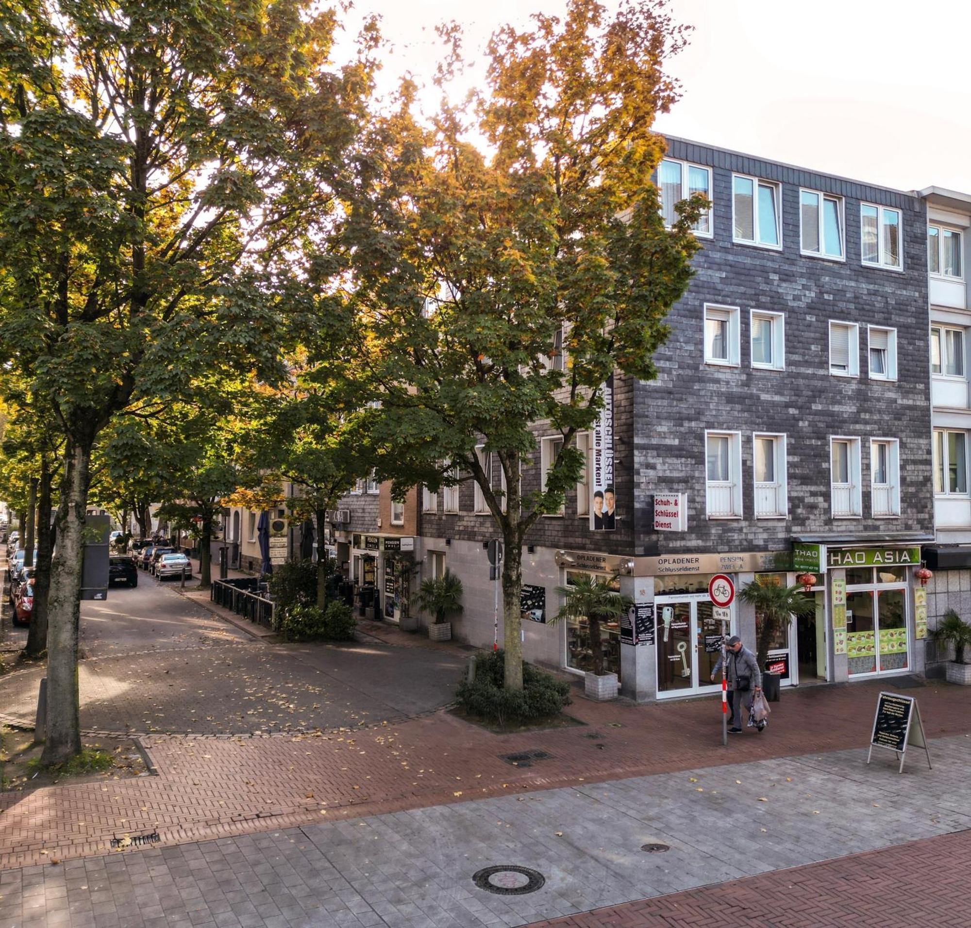 Pension Zwei A Leverkusen Buitenkant foto